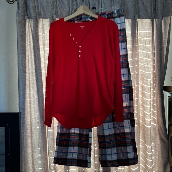 LOVE By Gap Red Plaid Flannel Pajama Two Piece Set Size Medium - Picture 2 of 16